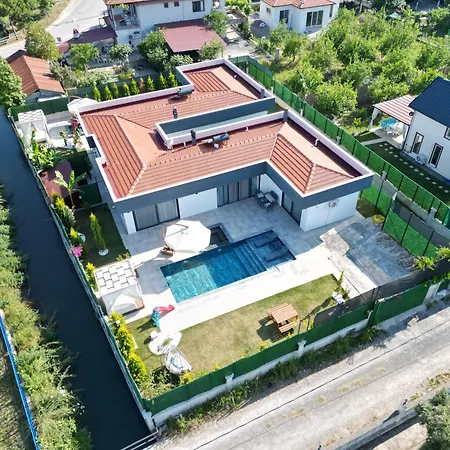Villa Ece *
